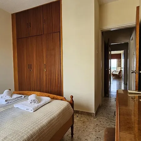 Sea Gate * Ларнака