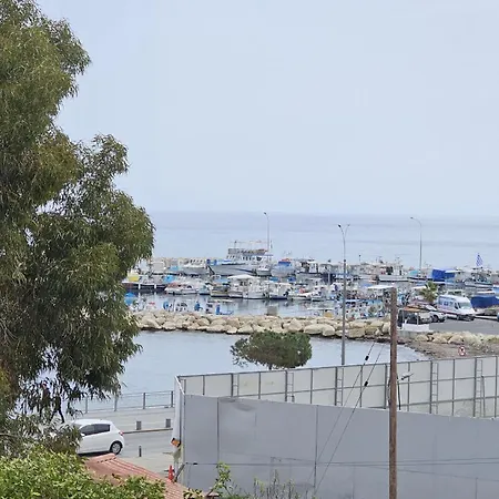 Апартаменти Sea Gate Ларнака