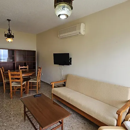 Sea Gate Апартаменти Ларнака