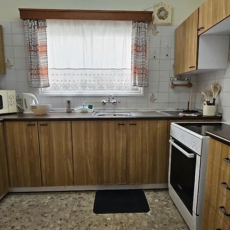 Sea Gate * Ларнака