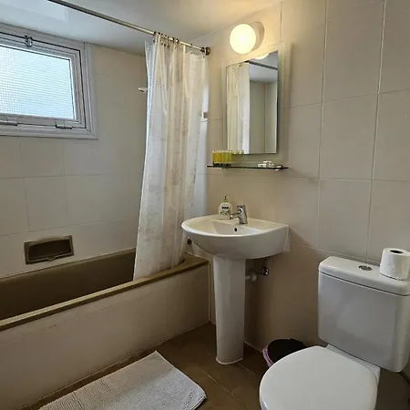 Sea Gate Apartment